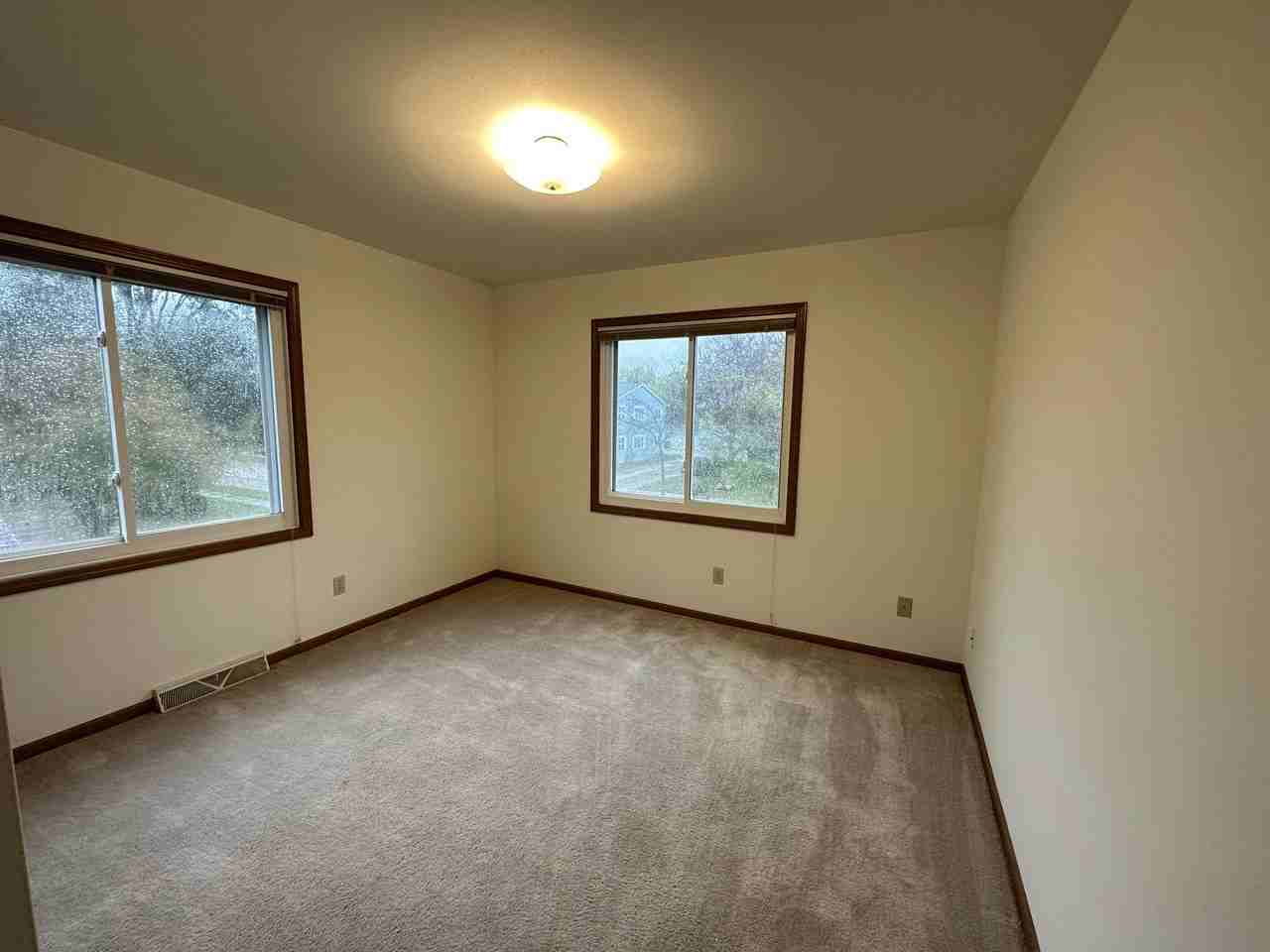 2051 Cliff Alex Ct S #2 - Photo 7 of 12