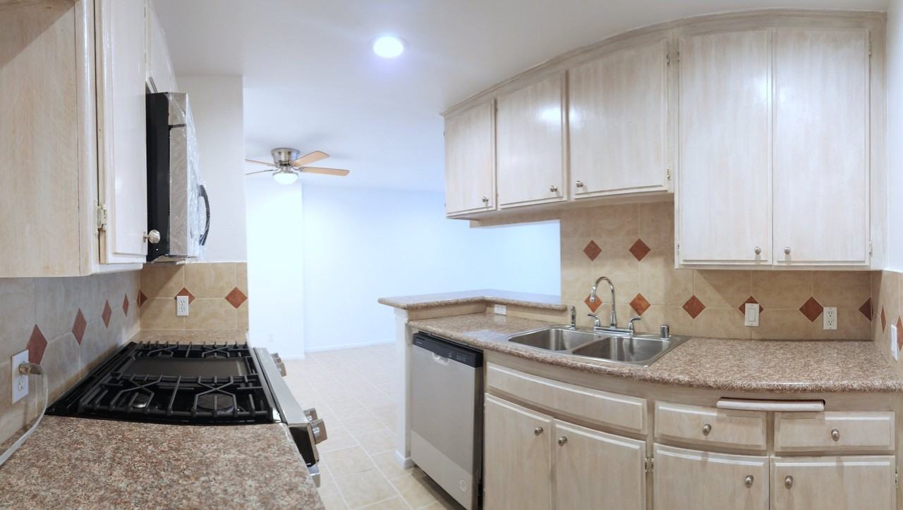 11020 Hesby St #1 - Photo 6 of 18