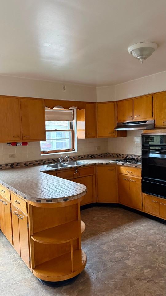 2555 N Nordica Ave #1 - Photo 6 of 15