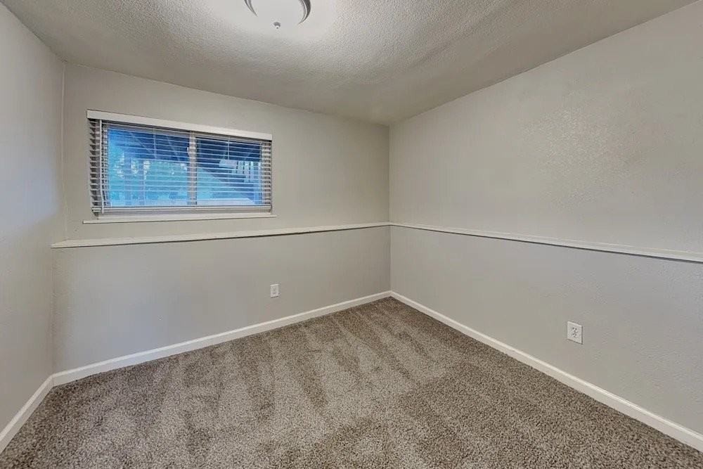 10851 Ingalls Cir - Photo 2 of 10