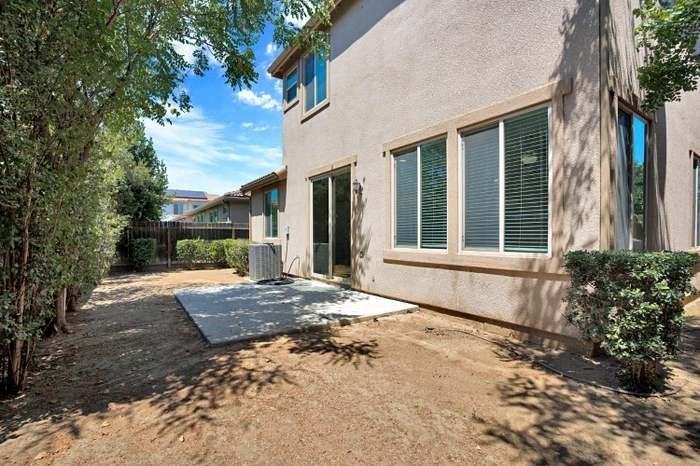 3270 Alps Ln - Photo 2 of 19