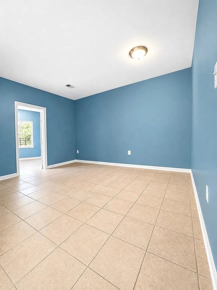 44 Astor St #3 - Photo 3 of 10