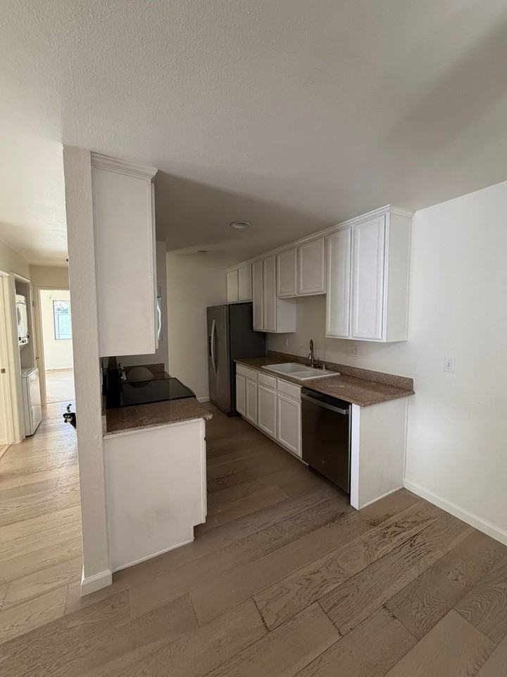 1740 S El Camino Real #J205 - Photo 5 of 20