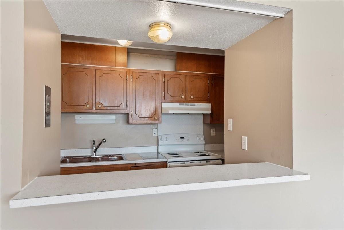 105 South Elder Lane Decatur Il #105 - Photo 4 of 6