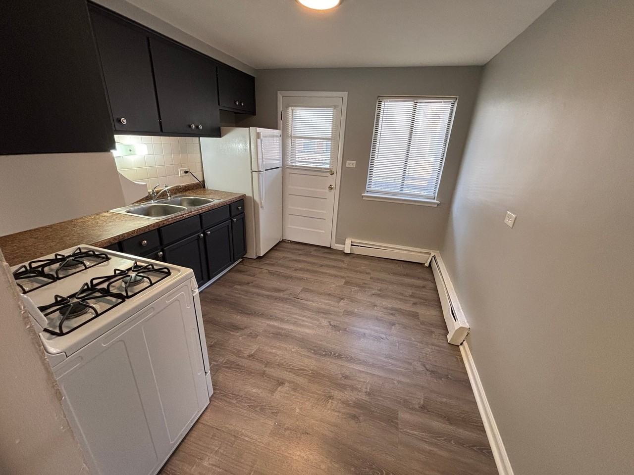 2104 S 17th Ave #2108-1E - Photo 2 of 10