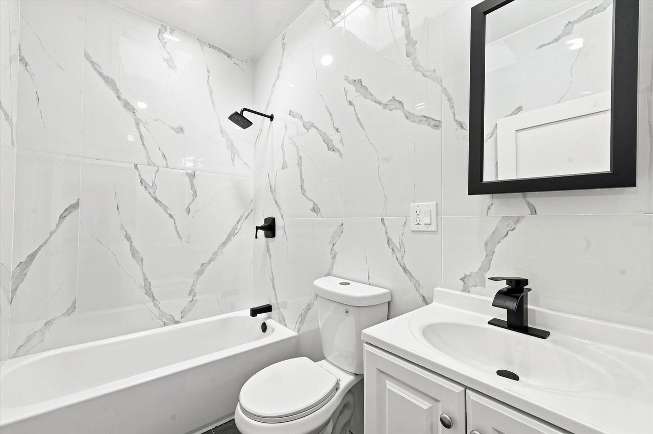269 S Hirst St - Photo 3 of 13