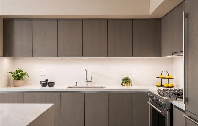 380 Cordova Street, Unit 80 - Photo 7 of 19