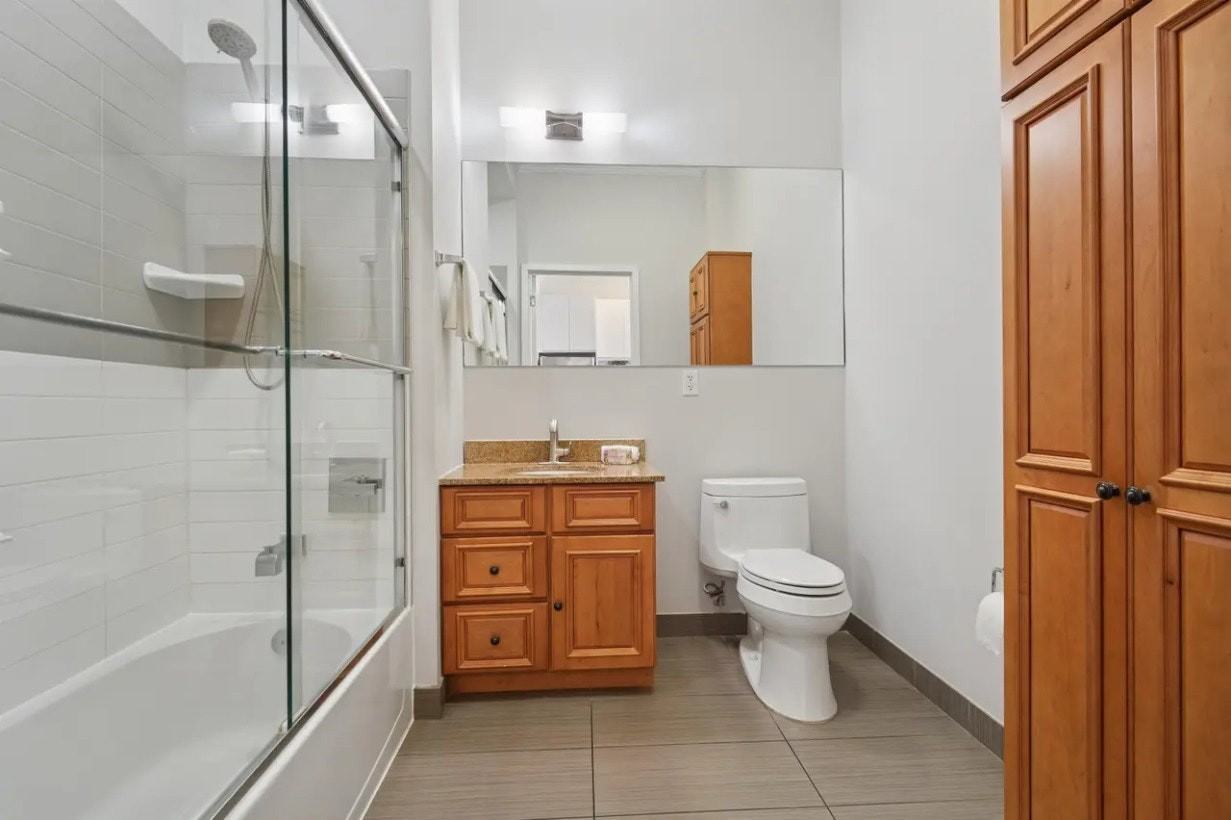 217 Newark Avenue, Unit 208 - Photo 4 of 12