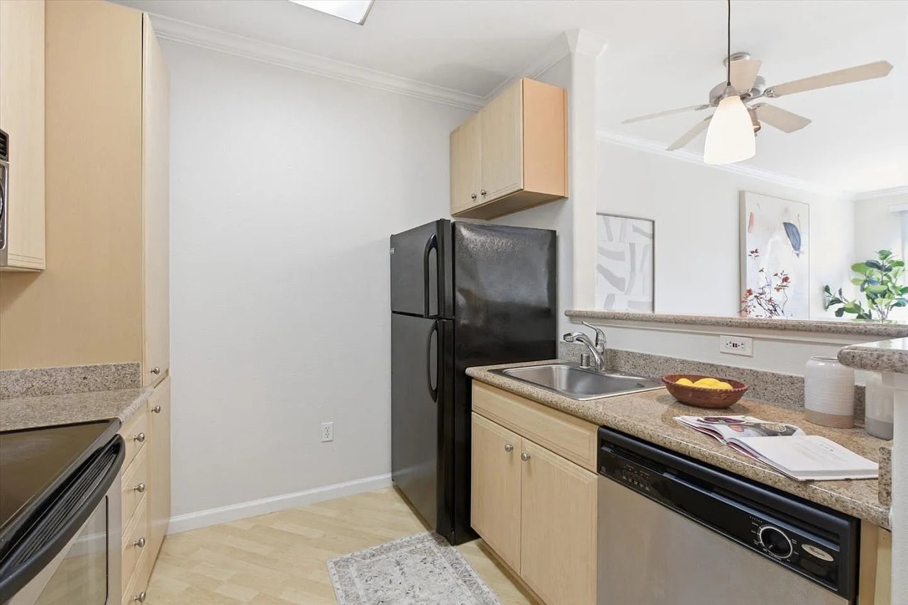 801 South Winchester Boulevard, Unit 212 - Photo 3 of 20