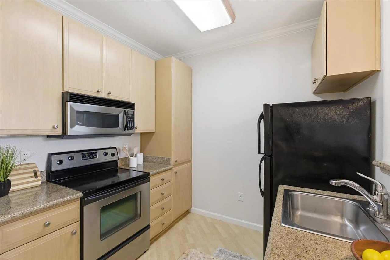 801 South Winchester Boulevard, Unit 212 - Photo 6 of 20