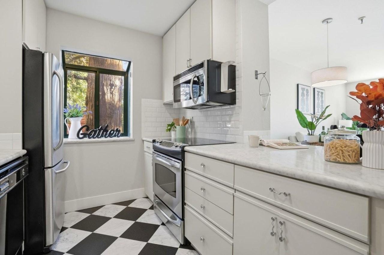 4250 El Camino Real, Unit 60 - Photo 7 of 17