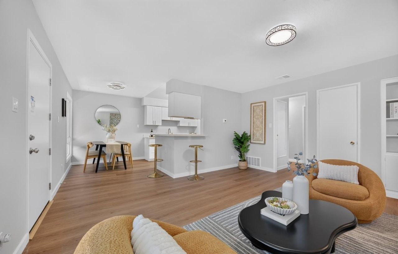 3001 Los Prados Street, Unit 208 - Photo 4 of 20