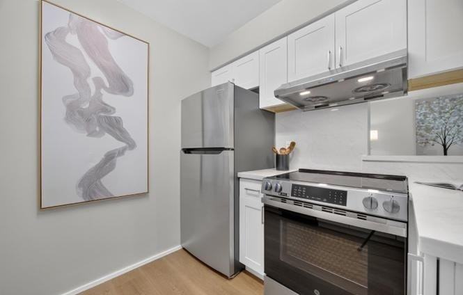 3001 Los Prados Street, Unit 208 - Photo 7 of 20