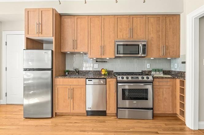 749 Somerville Avenue, Unit 1 - Photo 3 of 16