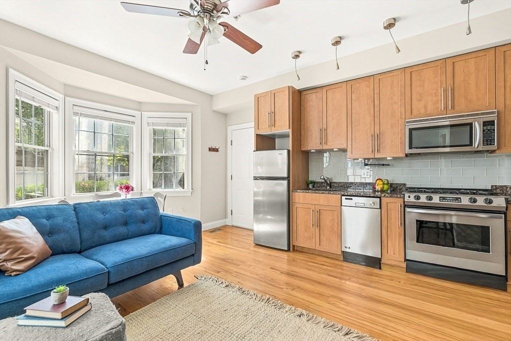 749 Somerville Avenue, Unit 1 - Photo 6 of 16