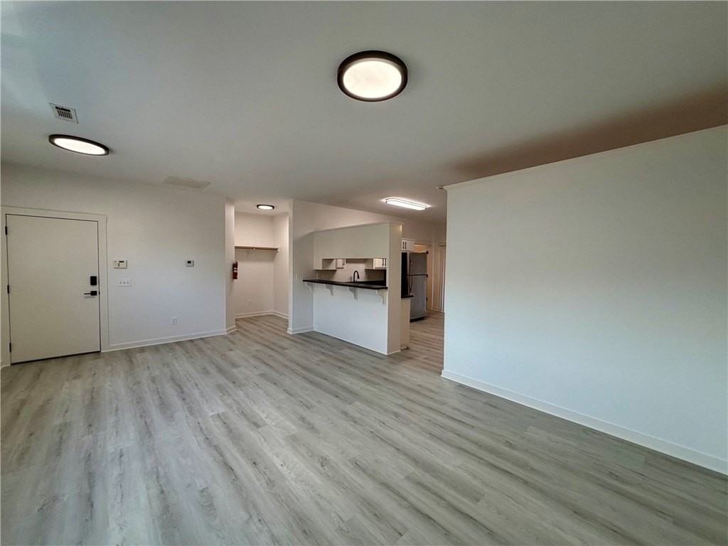 302 Sw 6th St #20 - Photo 3 of 13