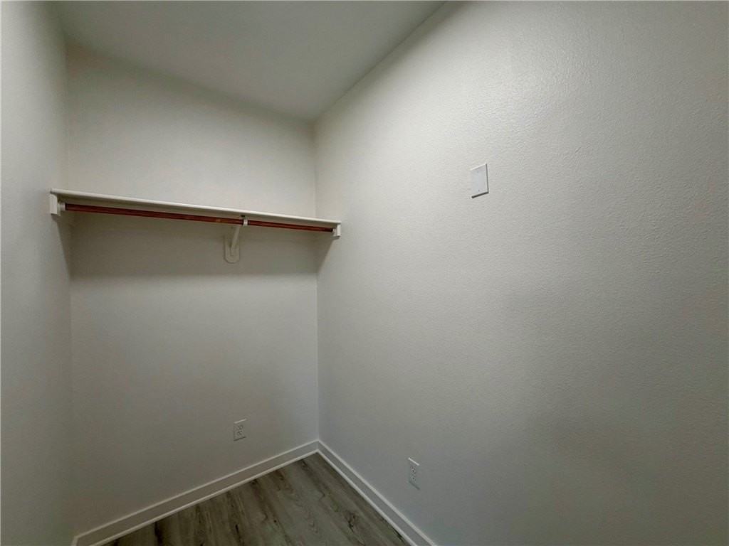 302 Sw 6th St #20 - Photo 4 of 13