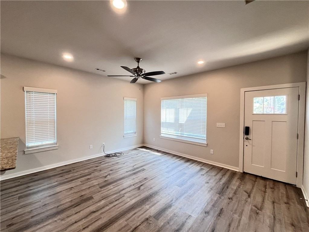 1452 W Sligo St - Photo 2 of 24