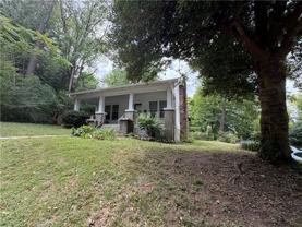 21 N Locust Ave - Photo 1 of 1