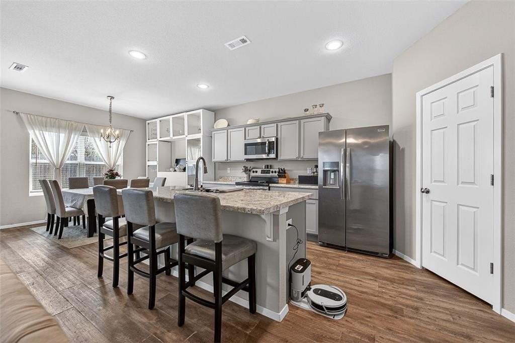 303 Poppy St - Photo 6 of 21