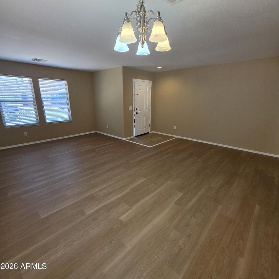 18418 W Westfall Way - Photo 4 of 25