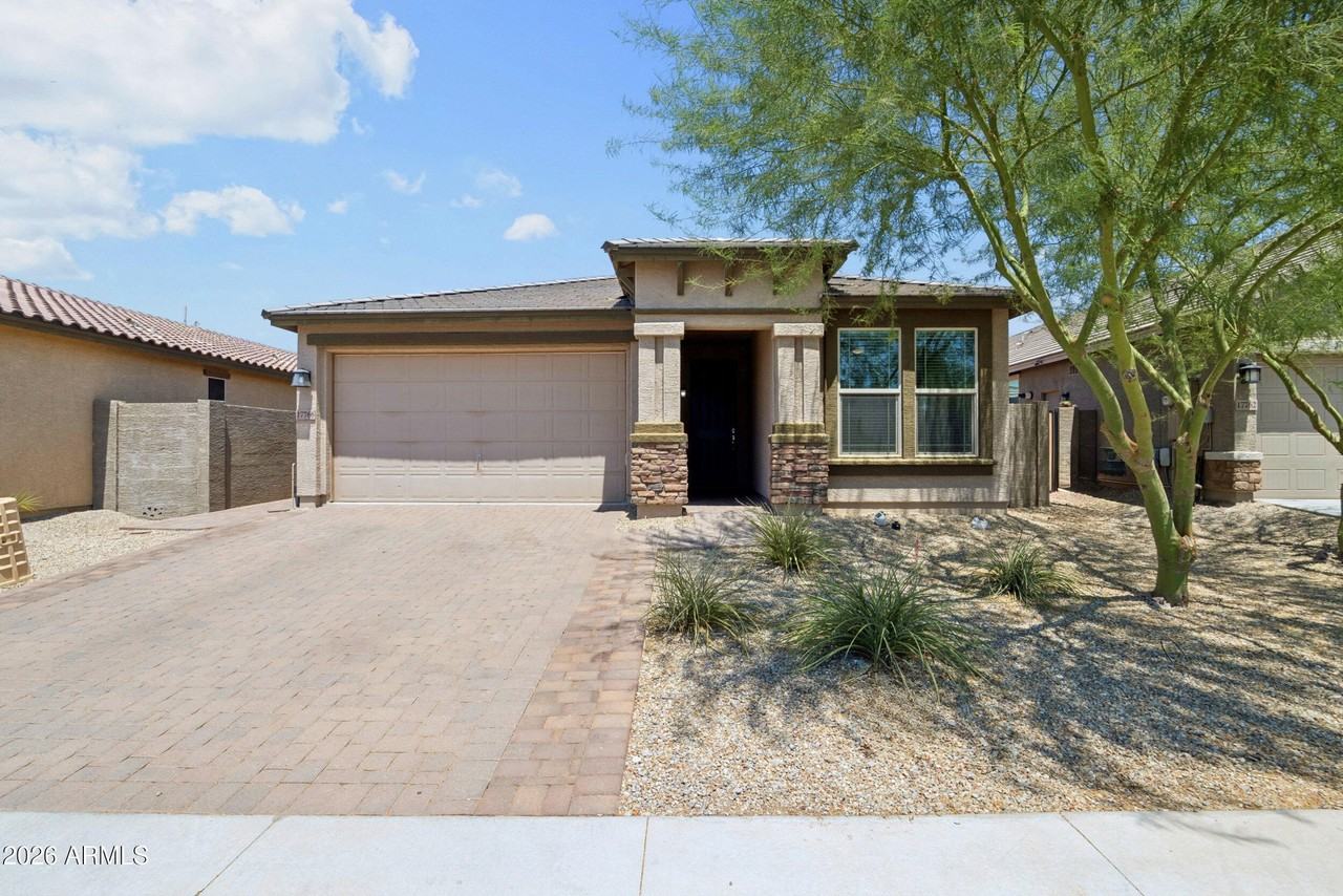 17766 W Granite View Dr - Photo 2 of 46