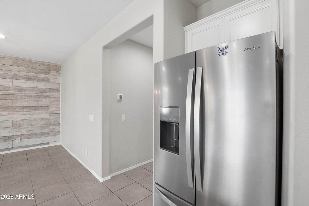 17766 W Granite View Dr - Photo 7 of 46