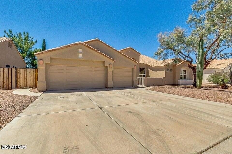 1714 S Rialto - Photo 2 of 13