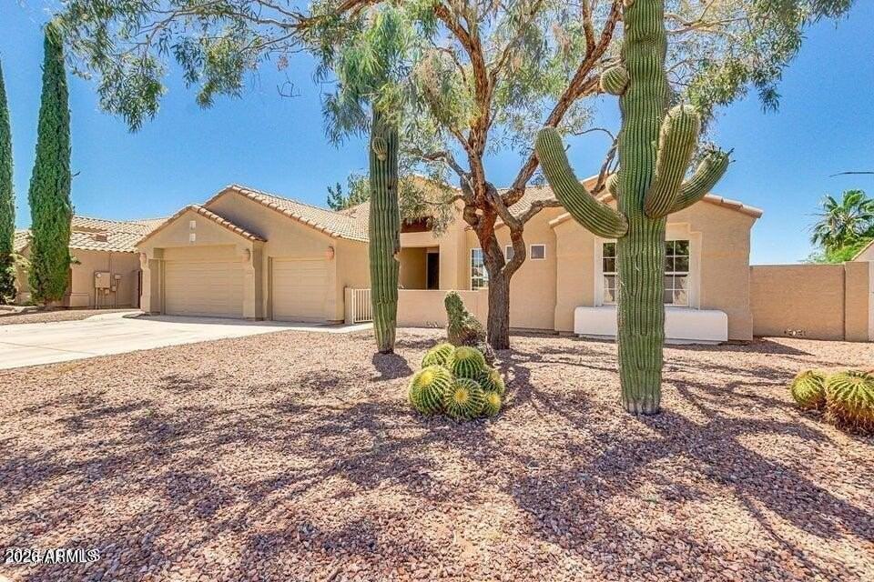1714 S Rialto - Photo 3 of 13