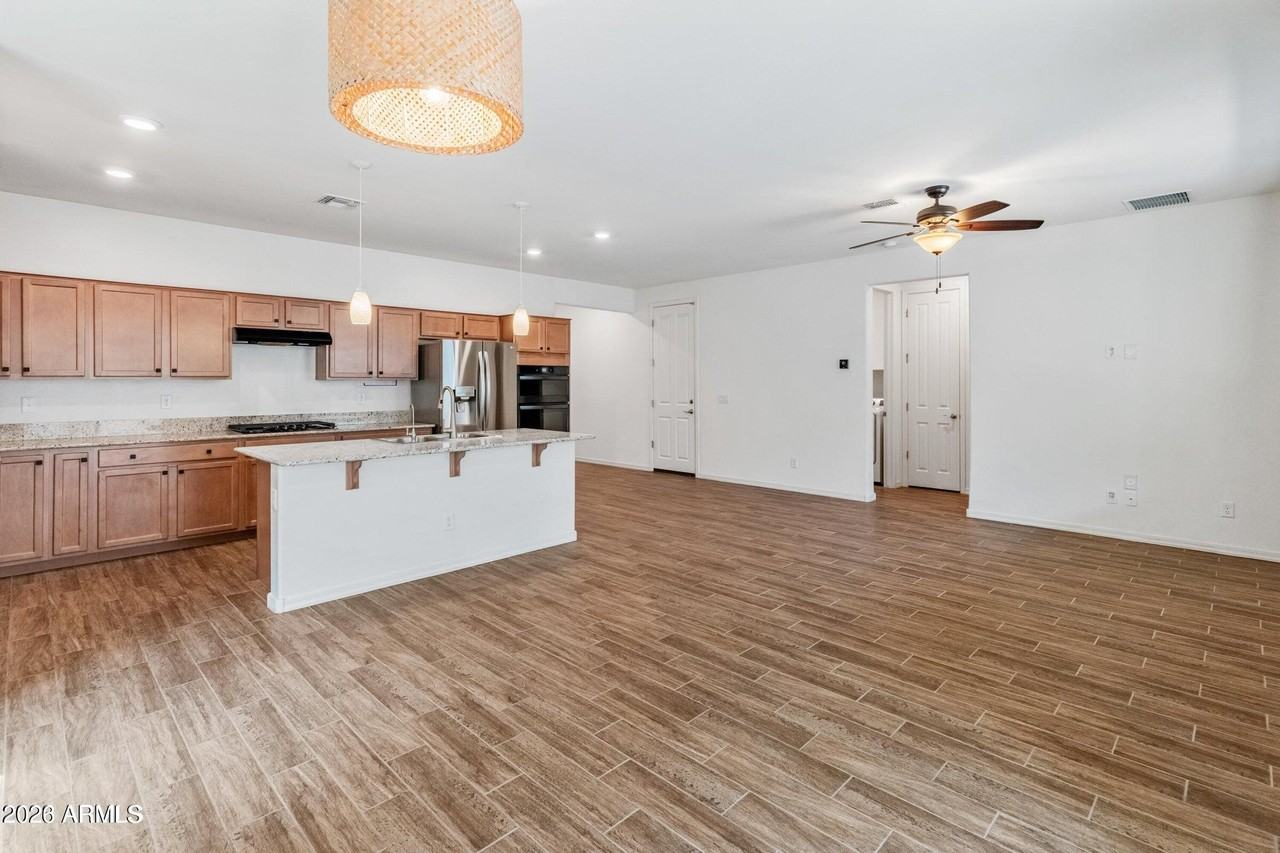 16209 W La Ventilla Way - Photo 7 of 29