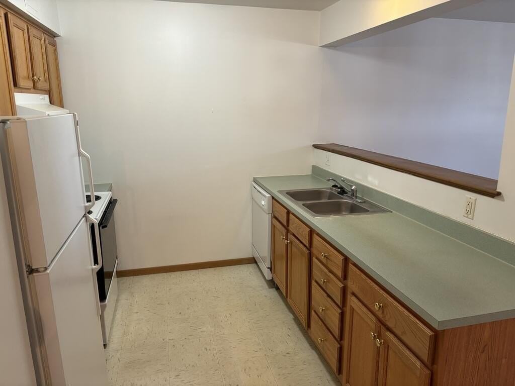 202 N 2nd Ave Apt 103 - Photo 2 of 7