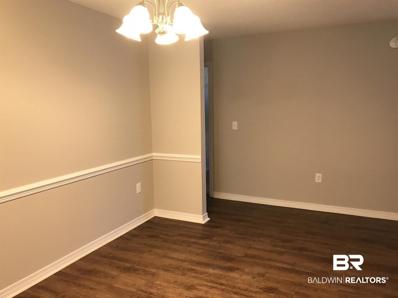 25855 Argonne Dr - Photo 6 of 12
