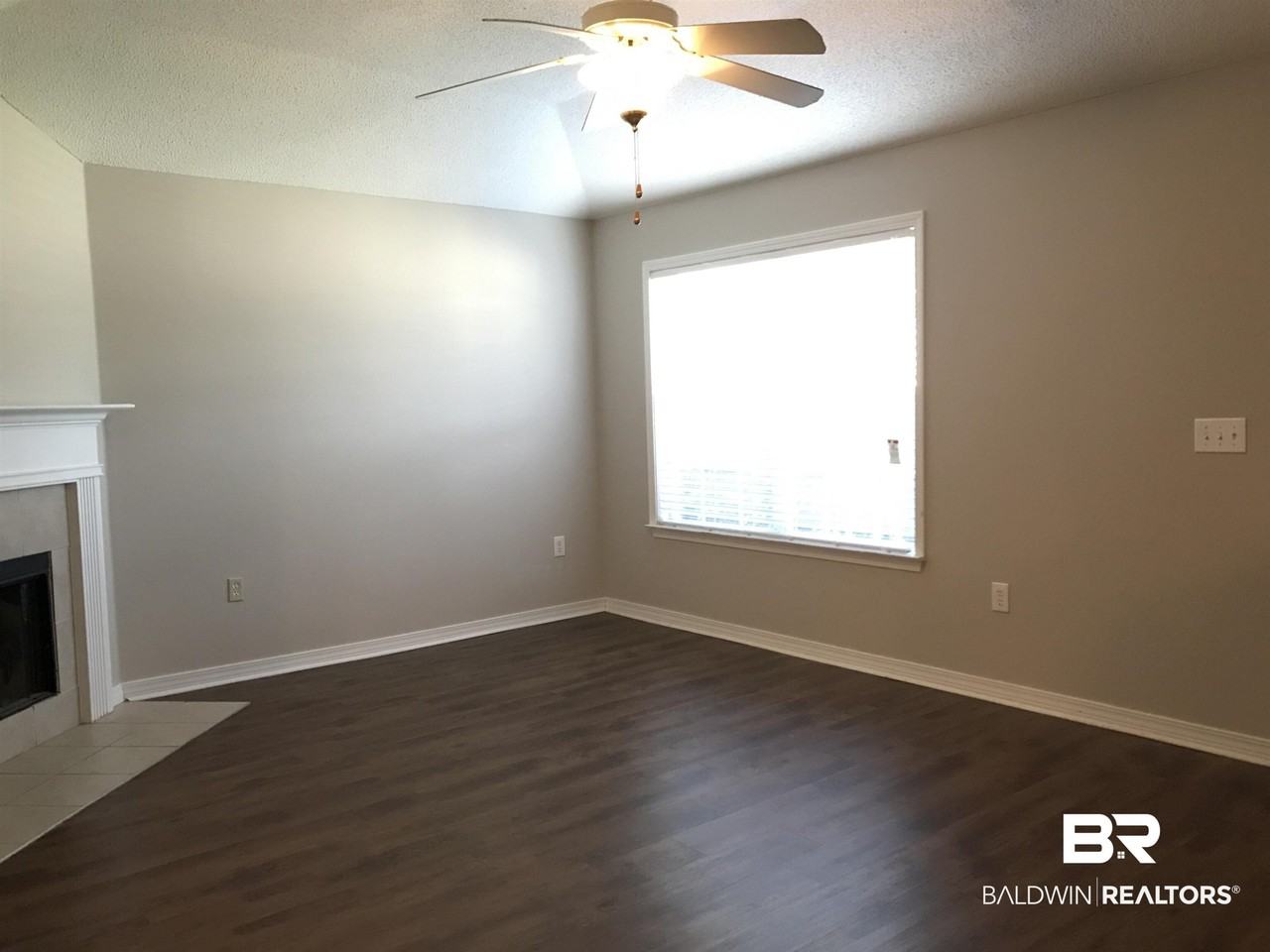 25855 Argonne Dr - Photo 7 of 12