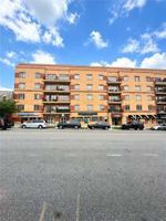 featured image of 155 Bay St #C2