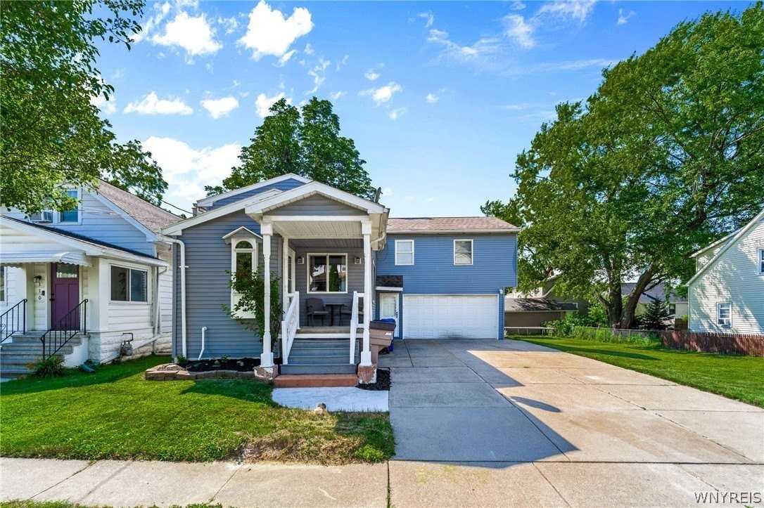 114 Flohr Ave - Photo 2 of 34