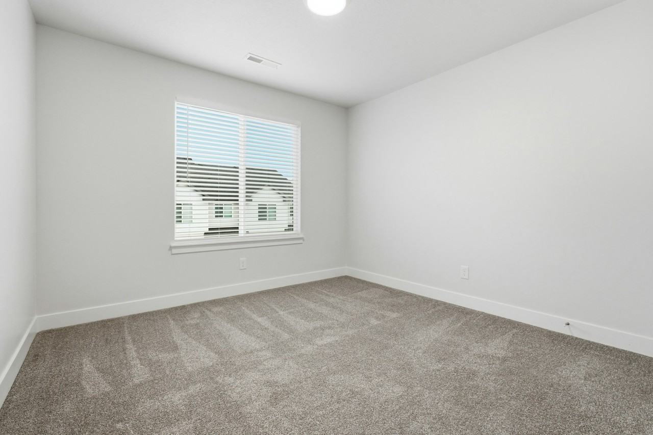 4597 Sims Peak Lane - Photo 7 of 15