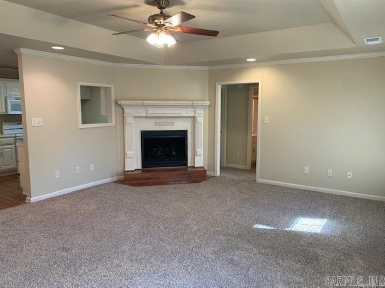 27 Broadmoor Cir - Photo 2 of 24