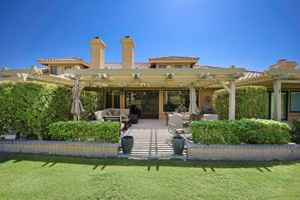 featured image of 41385 Woodhaven Dr W