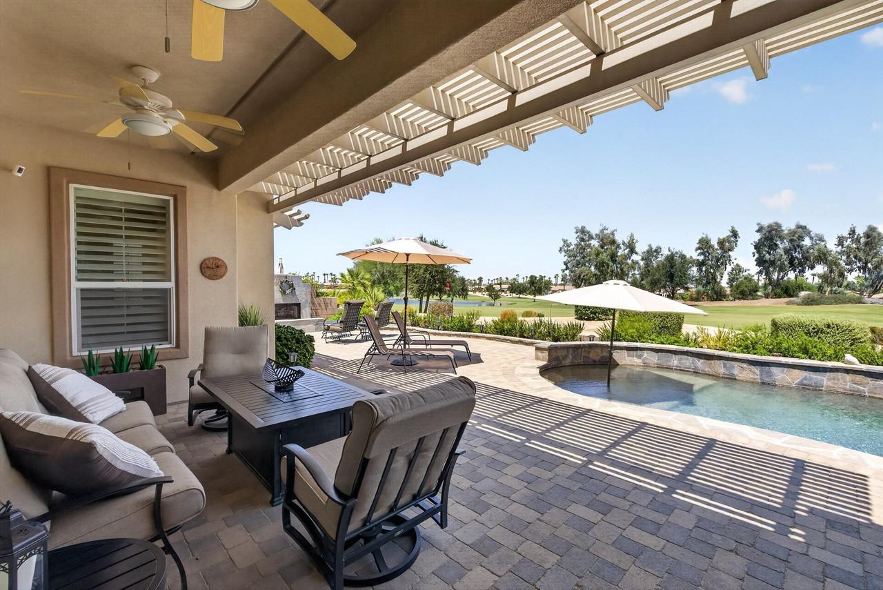 61414 Topaz Dr - Photo 4 of 50