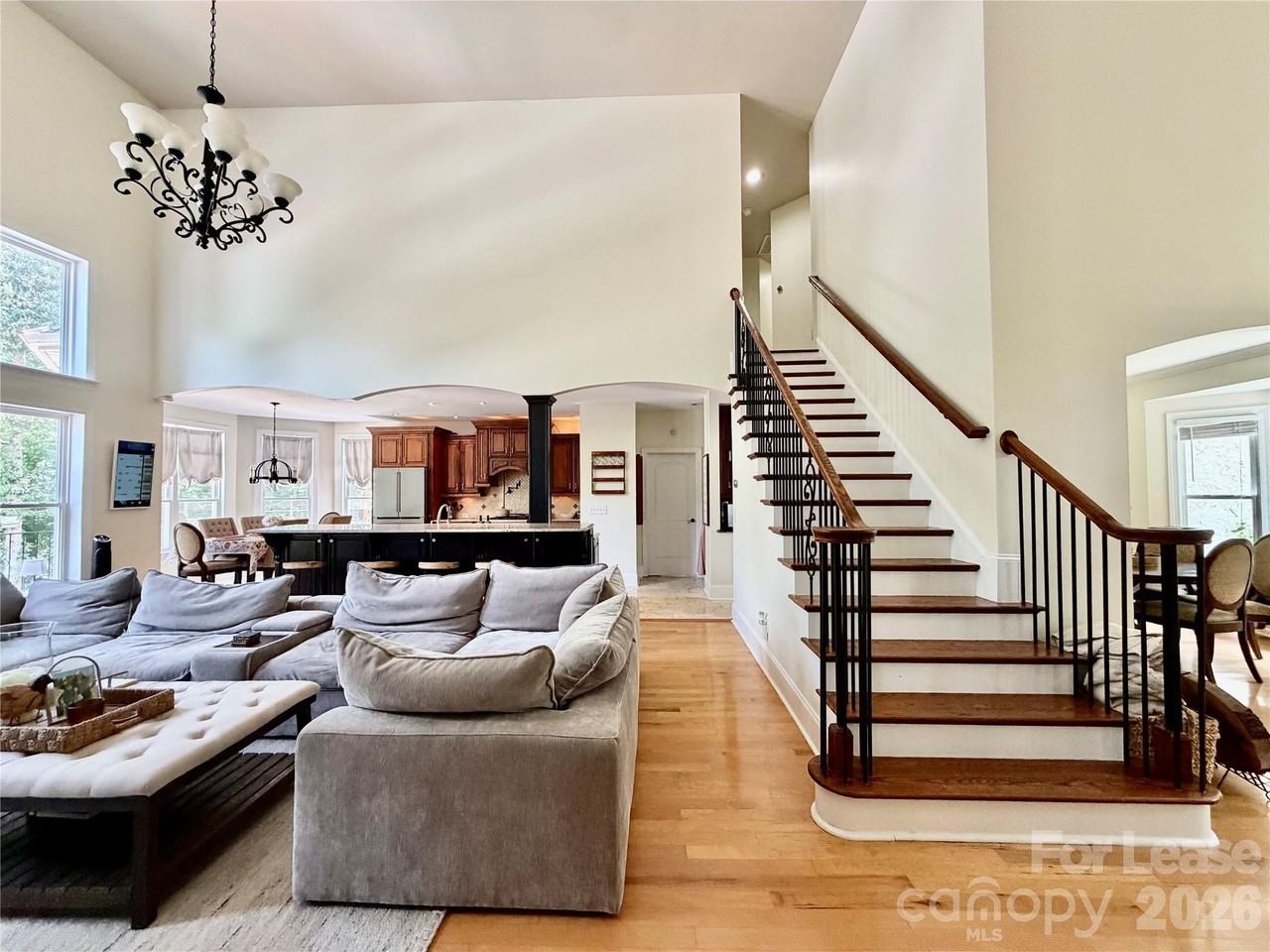 617 Lakeview Landing Rd - Photo 7 of 47
