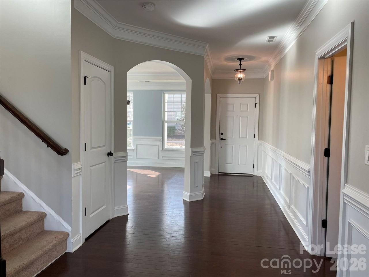3002 Fallondale Rd - Photo 3 of 28