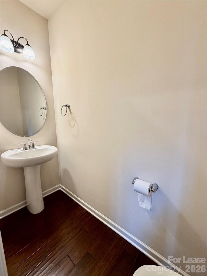 4019 Oakmere Rd - Photo 7 of 34