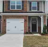 featured image of 3941 Fadden St