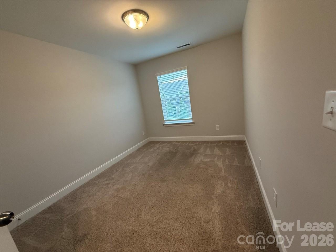 3941 Fadden St - Photo 4 of 13