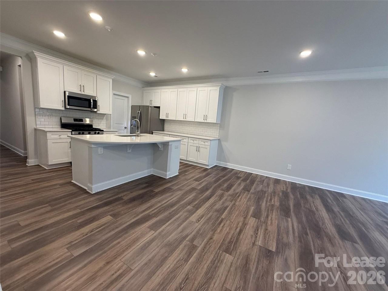 3941 Fadden St - Photo 7 of 13