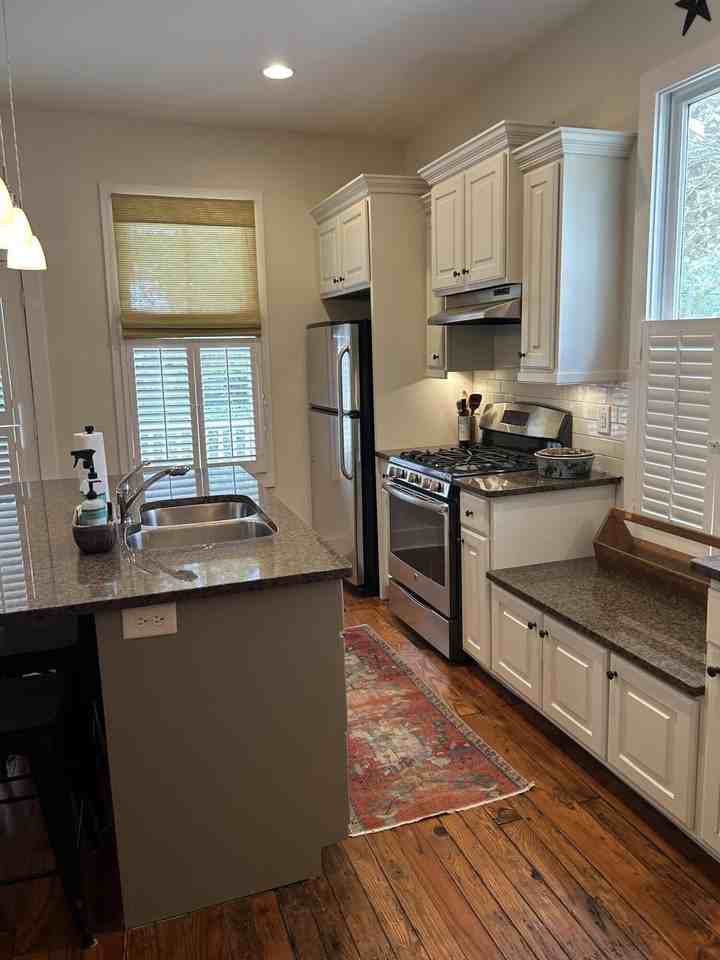 302 Front St #B - Photo 5 of 17