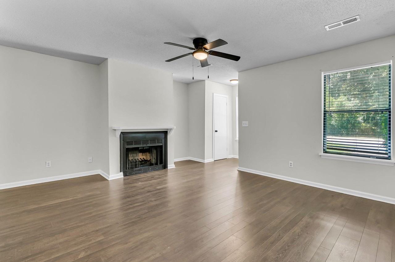 216 Parlor Dr #A - Photo 6 of 31