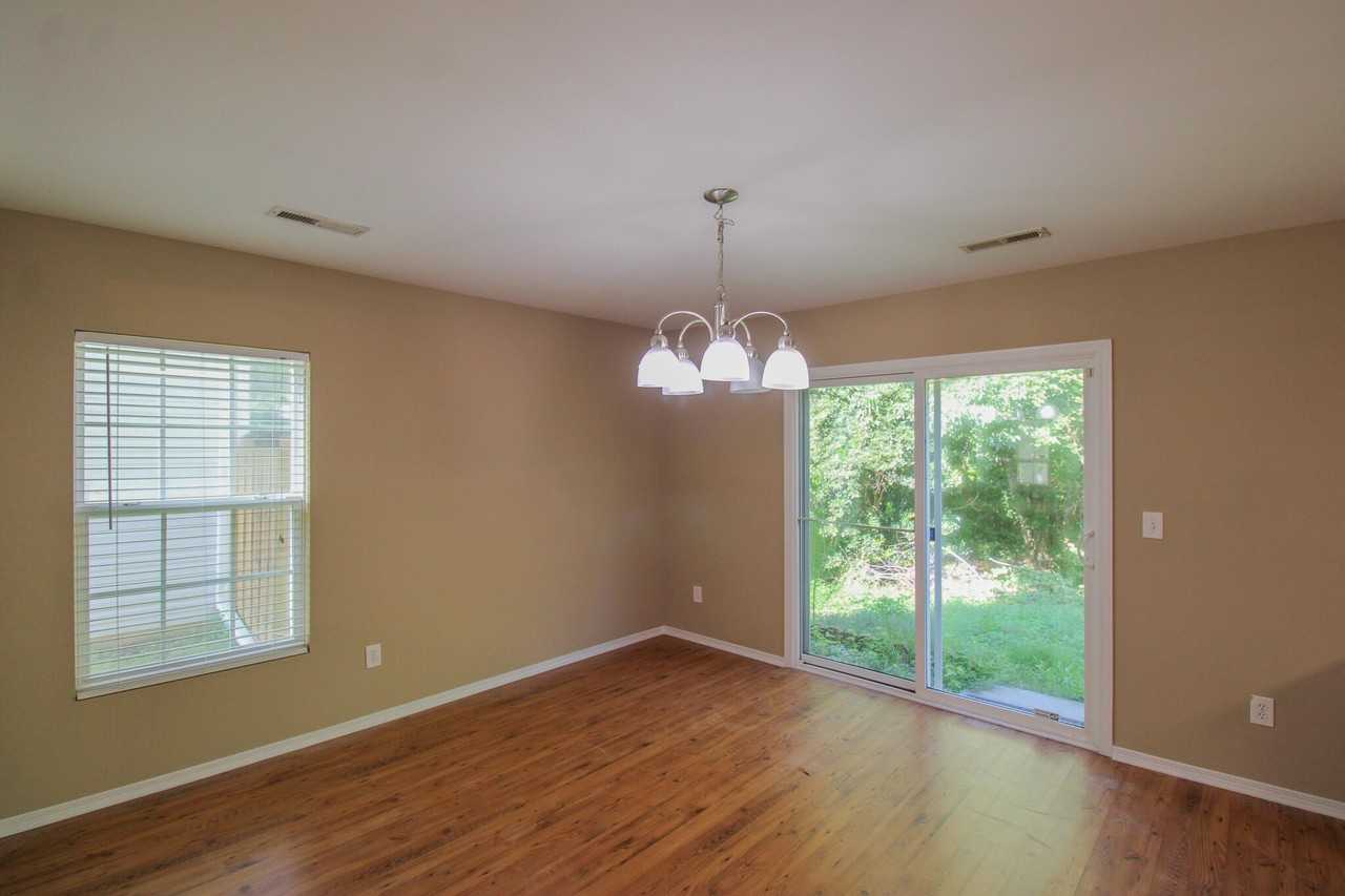 8811 Kellum Dr - Photo 6 of 31