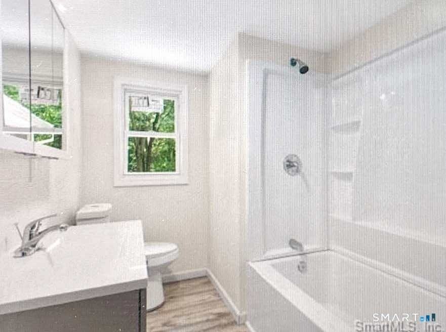 303 Bunker Hill Ave - Photo 6 of 7