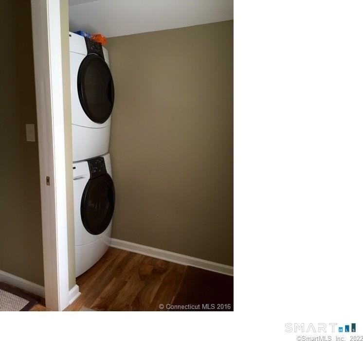 23 Warren St - Photo 6 of 16